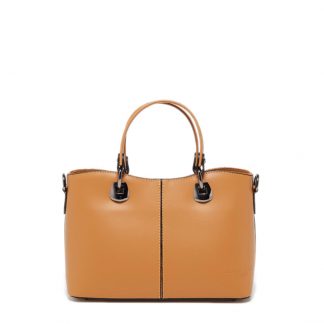 Lola Camel